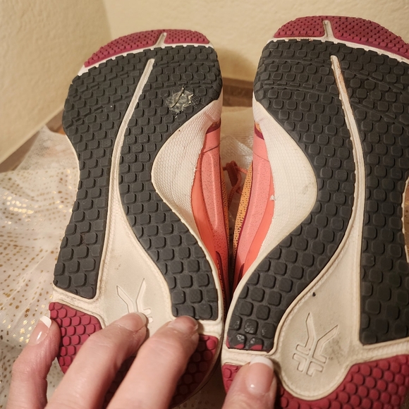 Kuru Carrera Tangerine Magenta Fitness Shoes - Picture 5 of 6